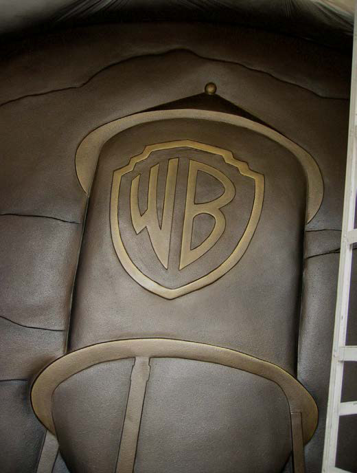 WARNER BROS. STUDIOS — Studio Tour Bas Relief Sculpture, image 7